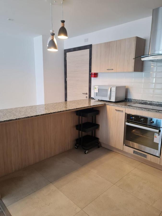 Hermoso Departamento, Centrico Y Tranquilo Quito Exterior foto